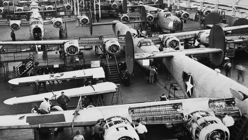 Illustration for article titled How America Built A 'Factory In The Sky' To Defeat The Nazis On D-Day